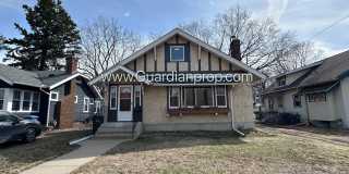 South Minneapolis Renovated Single Family Home, New Bathrooms, Hardwood Floors, W/D Gallery 1