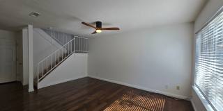 Beautiful townhome Gallery 6