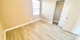 STUNNING 2 STORY HOME 3 BEDROOM 2.5 BATH W/ ONE CAR GARAGE IN A GATED COMMUNITY! Gallery 8