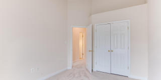 1008 HAMPTON Street Gallery 18