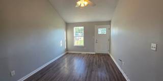 Comfort and Convenience Ranch Home Awaits - One Month FREE with 13 Month Lease! Gallery 5