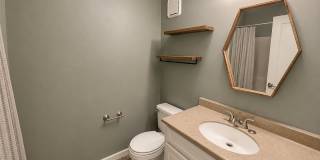 Stylish/Update Townhome | 2 Bed | 1.5 Bath | 13459 Zenith Lane, Eden Prairie Gallery 11