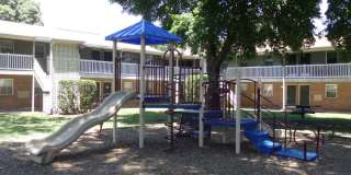 Oyster Point Place Gallery 15