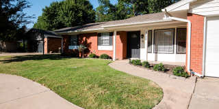 Beautifully Remodeled 4bed/3bath Home Available Near Norman Campus!! Gallery 3