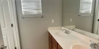 GREAT LOCATION!  Fabulous move-in ready 5 bed /3 bath home in south Tempe Gallery 20
