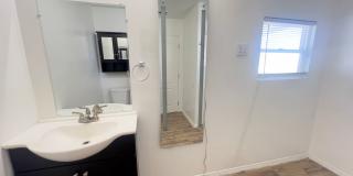 Newly Remodeled 3 bed/2 bath Home - Fully Gated! Gallery 13