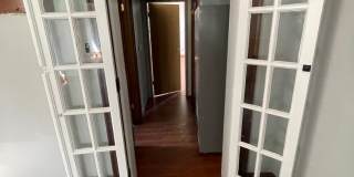 Large Brick 7 bedroom home Gallery 37