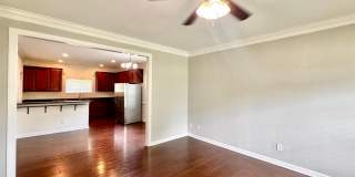 Welcome Home to Comfort and Convenience! Gallery 12