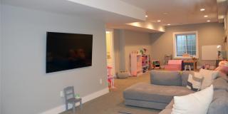 78 Orchard Avenue Gallery 24