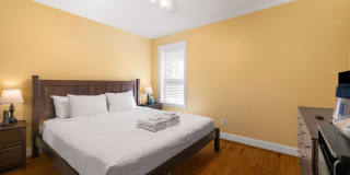 402 E 64th St Gallery 16