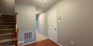 2102 E OAK Road Gallery 1