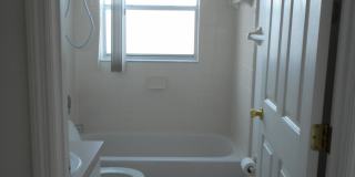 2219 Justin Ave Gallery 19