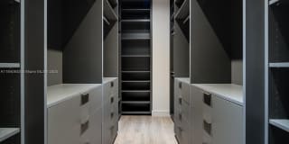 2984 Coconut Ave Gallery 25