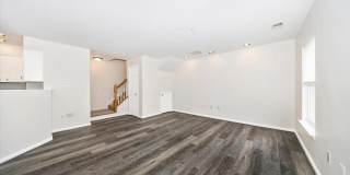 4960 CLARENDON Terrace Gallery 21