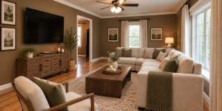 Luxurious 4 Bed 2.5 Bath in Hershey Gallery 1
