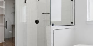 1823 East Fiji Street Gallery 10