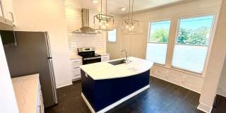 *COMING SOON* Jaw Dropping 4 Bedroom / 3 Bath Home Near Downtown! Gallery 10