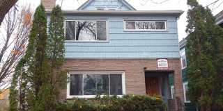 403 Roosevelt Ave - Available 8/1/2027 - Apartment with Hardwood Floors Near Food Co-Op Gallery 1