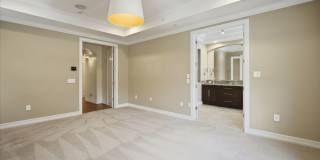 Luxury Townhome with 2 Car-Garage (Partial Utilities Included) Gallery 17