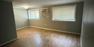 Cozy 1 Bedroom 1 Bathroom Condo- Conveniently Located at DC line Gallery 7