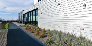 3833 N Broadway Gallery 389