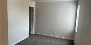 Spacious 3-bed 2.5 Bath - First Month Free! Gallery 9