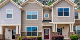 Beautiful 2 bedroom, 2.5 bathroom with Loft in Thompson Ridge! Gallery 1