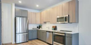 501-31 N COLUMBUS Boulevard Gallery 19