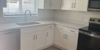 ✨ Fully Renovated 3 Bed / 2 Bath Townhome in Central Phoenix ✨ Fully Renovated 3 Bed / 2 Bath Townhome in Central Phoenix Gallery 1