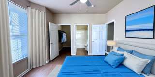 The Mandell Gallery 43