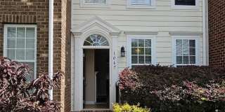 1067 Writers Way Gallery 1