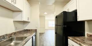 Collinwood South Apartments Gallery 12