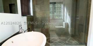 1520 Michigan Ave Gallery 14