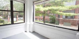 5416 S. Woodlawn Avenue Gallery 29