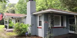 3 Bedroom 2 Bath House in Summerville Gallery 1