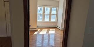 61 Utton Avenue Gallery 9