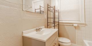 1 Bed 1 Bath apartment in Okc close to Plaza District! Gallery 29