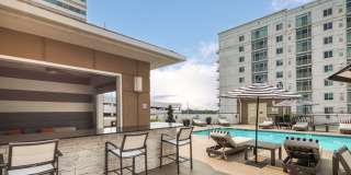 The Cosmopolitan Apartments Gallery 7