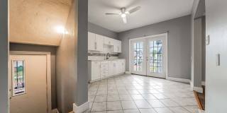 Beautifully Renovated Home in a Prime Location , Plus an Exciting Special Offer! Beautifully Renovated Home in a Prime Location , Plus an Exciting Special Offer! Gallery 16