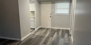 One bedroom one bath apartment in Alton Gallery 4