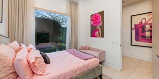 623 N Edinburgh Ave Gallery 31