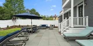 Beautifully Furnished 2 Bedroom Apartment Gallery 22