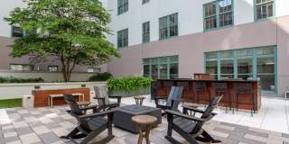 The Cosmopolitan Gallery 39