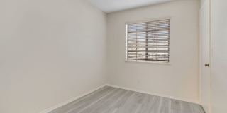 Coming Soon! Your Dream Rental in the Desirable 'Dearborn Grove' Community! Gallery 19