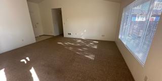 Quiet Eastside 3 Bdrm House, 2 Bath, All appliances in Kitchen, Attached Garage, Fenced Yard Gallery 12
