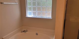 2919 Springs Drive Gallery 8