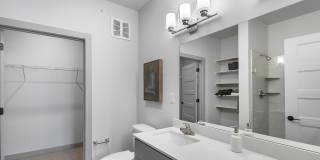 The Warren Gallery 11