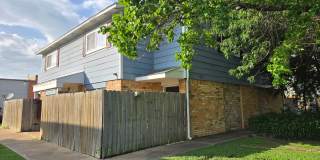 2 bed 1.5 Four-plex unit - Great location!! Gallery 10