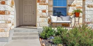 1642 Ranch House Gallery 33