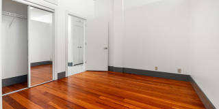 Josephine Lofts Gallery 27